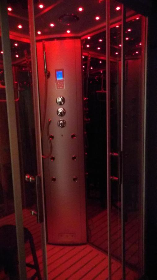 Le Haut Village Chambre D'Hotes Mobi-Loft Cosy Sauna ,Douche ,Chromotherapie Arrest Kültér fotó