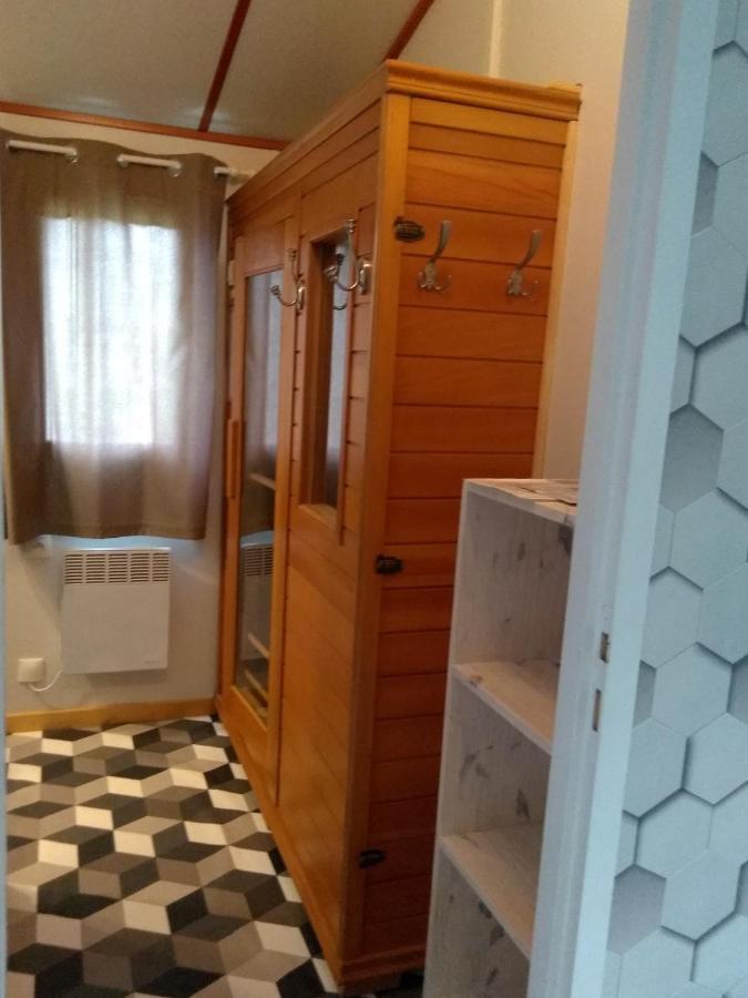 Le Haut Village Chambre D'Hotes Mobi-Loft Cosy Sauna ,Douche ,Chromotherapie Arrest Kültér fotó